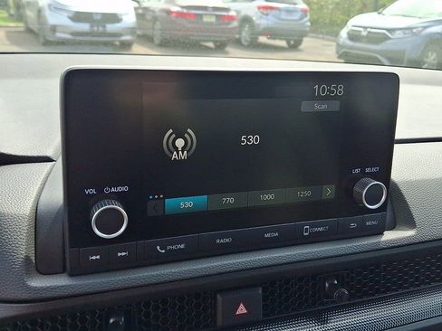 Used 2024 Honda CR-V EX image 18