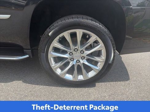 Used 2019 Cadillac Escalade Luxury AWD/4WD image 19