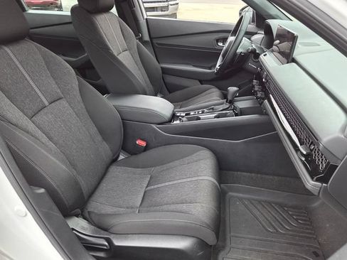 Used 2025 Honda Accord Sport image 15