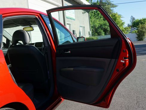 Used 2007 Toyota Prius Touring image 24