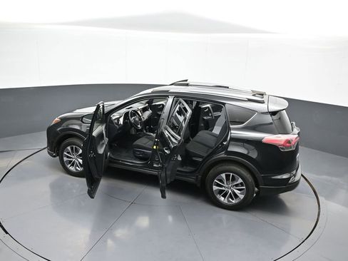 Certified 2018 Toyota RAV4 XLE w/ Convenience Package image 43