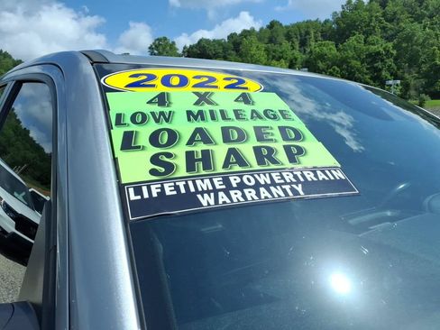 Used 2022 RAM 1500 Laramie AWD/4WD image 31