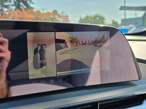 New 2026 Cadillac Lyriq Luxury image 24