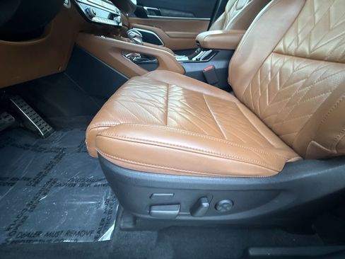Used 2025 Kia Telluride SX Prestige X-Line image 12