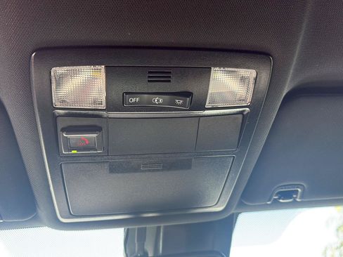 Used 2020 Toyota Tacoma TRD Sport w/ Technology Package AWD/4WD image 28