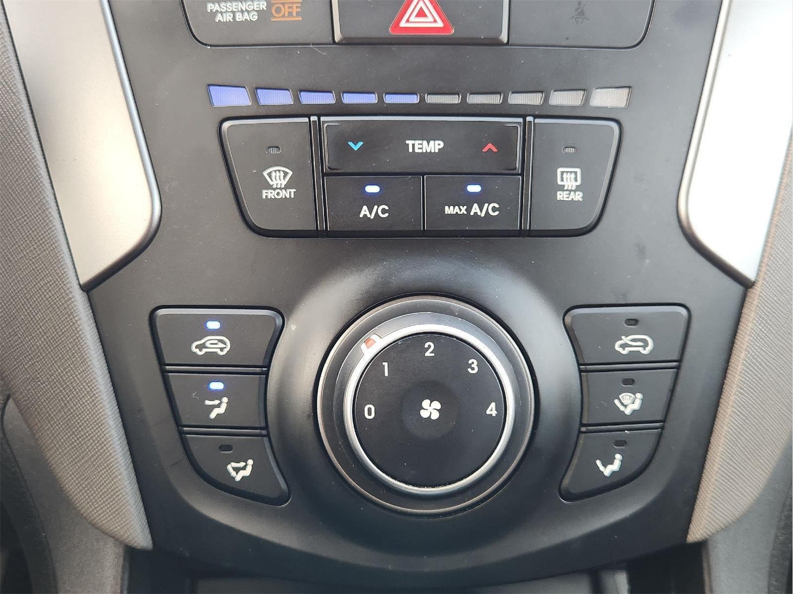 Used 2018 Hyundai Santa Fe Sport FWD image 18
