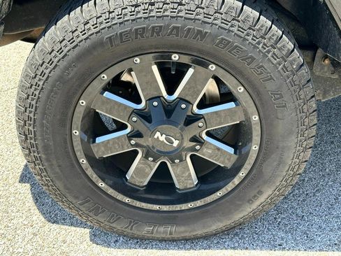 Used 2016 Jeep Wrangler Unlimited Sahara w/ Connectivity Group AWD/4WD image 7