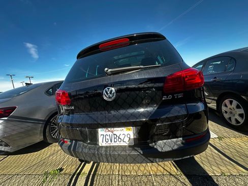 Used 2014 Volkswagen Tiguan SE image 8
