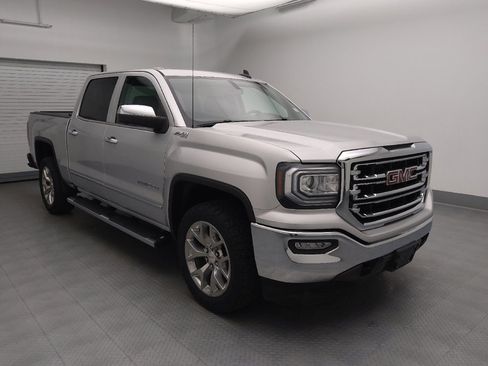 Used 2018 GMC Sierra 1500 SLT w/ SLT Premium Package AWD/4WD image 11
