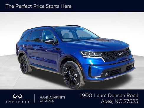 Used 2023 Kia Sorento SX image 1