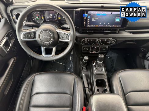 Used 2024 Jeep Wrangler Unlimited Sahara AWD/4WD image 4
