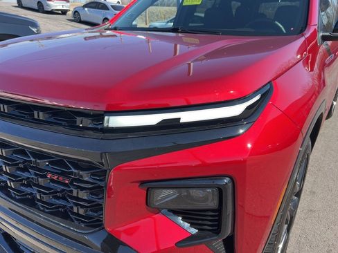 Used 2024 Chevrolet Traverse RS image 10