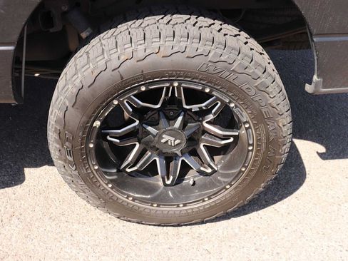 Used 2011 Ford F150 XLT w/ XLT Chrome Pkg AWD/4WD image 9