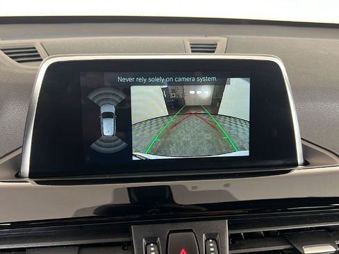 Used 2018 BMW X1 xDrive28i AWD/4WD image 10
