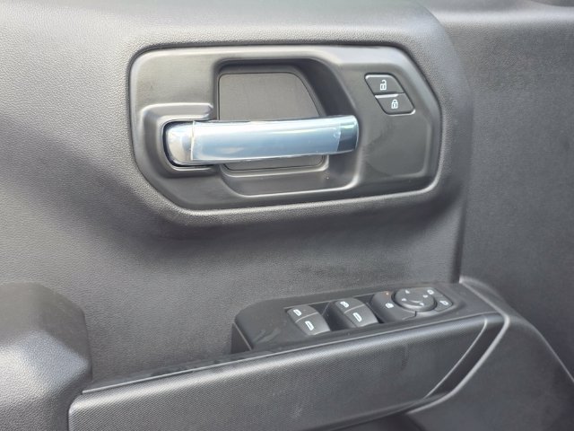 Certified 2026 Chevrolet Silverado 1500 Custom w/ LPO, Dark Essentials Package RWD image 11