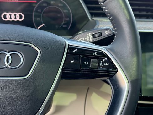 Used 2021 Audi e-tron Premium image 23