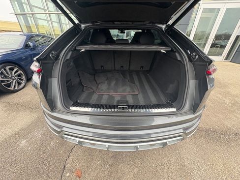 Used 2020 Lamborghini Urus image 11