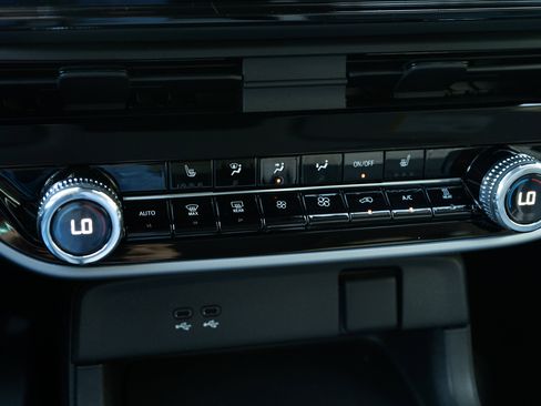 Certified 2024 Honda Prologue Touring image 31