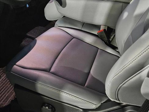 New 2026 Ford F250 XL w/ XL Chrome Package image 4