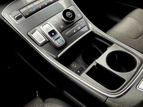 Used 2021 Hyundai Santa Fe SEL w/ Convenience Package FWD image 16