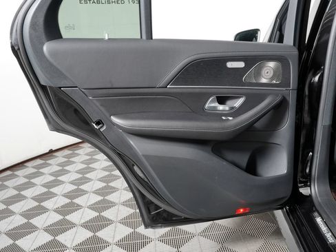 Certified 2025 Mercedes-Benz GLE 580 4MATIC image 32