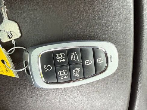 Used 2023 Hyundai Santa Fe Limited image 26
