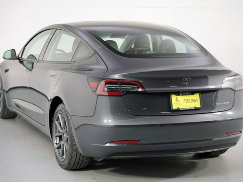 Used 2022 Tesla Model 3 Long Range image 49