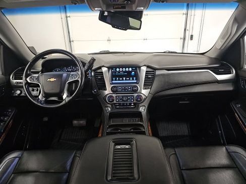 Used 2020 Chevrolet Tahoe Premier AWD/4WD image 32