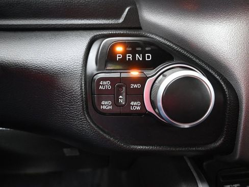 Used 2019 RAM 1500 Big Horn image 33