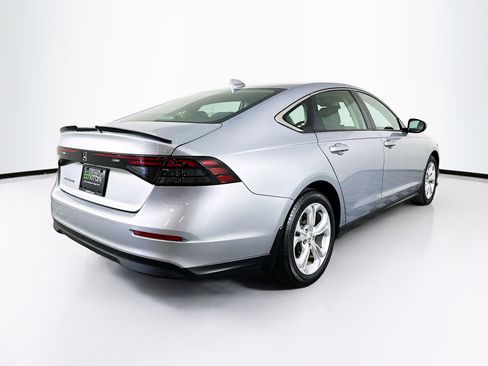 Used 2025 Honda Accord LX image 9