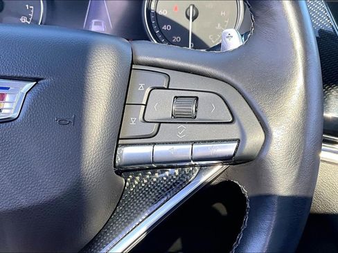 Certified 2023 Cadillac XT6 Sport w/ Technology Package image 21