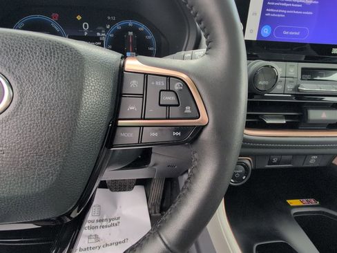 Certified 2024 Toyota Grand Highlander AWD Hybrid image 28