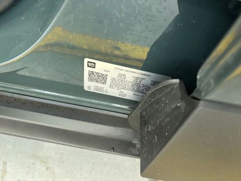 Used 2025 Chevrolet Trax LT w/ LT Convenience Package image 30