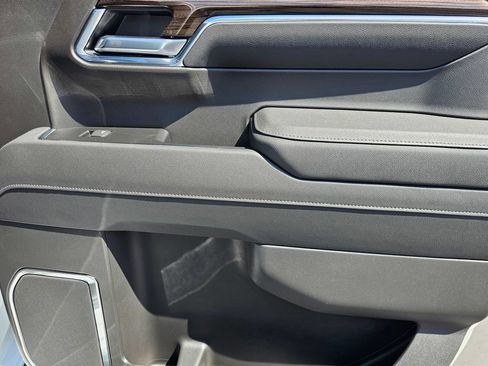 New 2026 Chevrolet Silverado 1500 LT Trail Boss w/ LT Trail Boss Premium Package AWD/4WD image 11