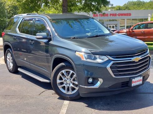 Used 2018 Chevrolet Traverse LT AWD/4WD image 2