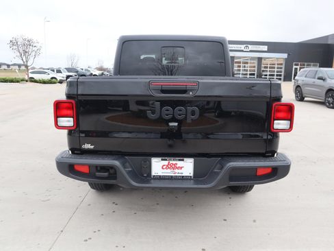 New 2026 Jeep Gladiator Sport AWD/4WD image 21