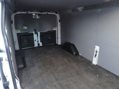 Used 2022 Ford Transit 250 image 22