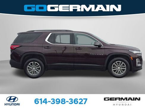 Used 2023 Chevrolet Traverse LT FWD image 7