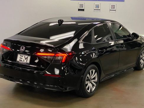 Used 2025 Honda Civic LX image 11