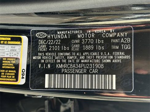Used 2023 Hyundai Venue SEL image 33