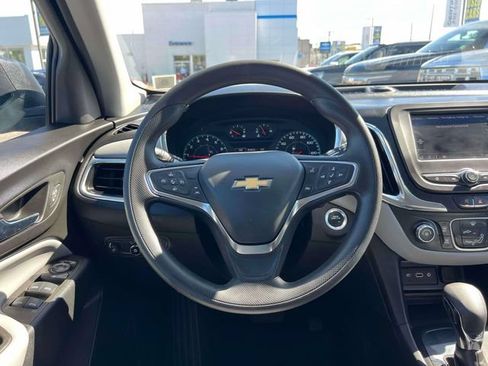 Used 2023 Chevrolet Equinox LS w/ Driver Confidence II Package FWD image 16