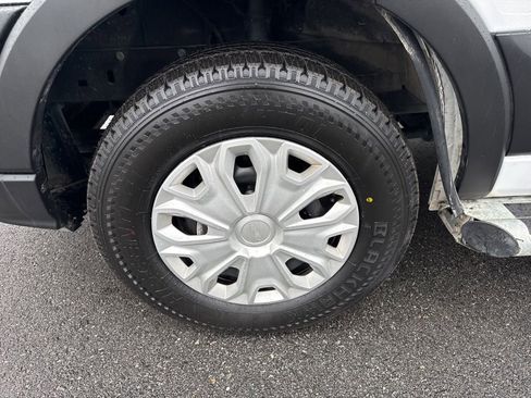 Used 2023 Ford Transit 250 Low Roof w/ Exterior Upgrade Package image 25