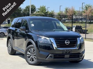 Used 2023 Nissan Pathfinder S FWD video 1