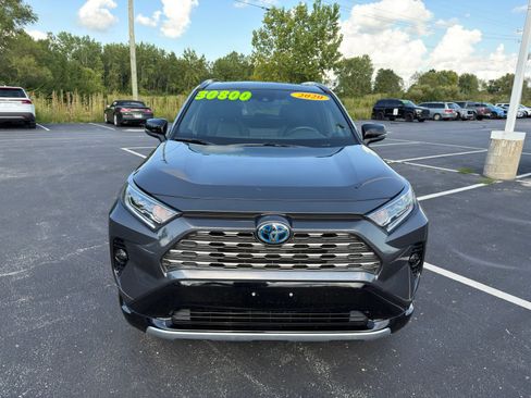 Used 2020 Toyota RAV4 XSE w/ XSE Grade Weather Package AWD/4WD image 11