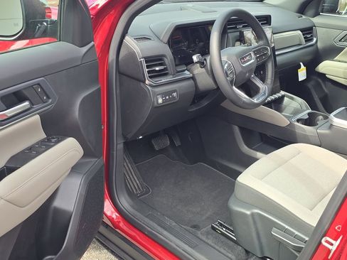 New 2026 GMC Terrain Elevation image 4