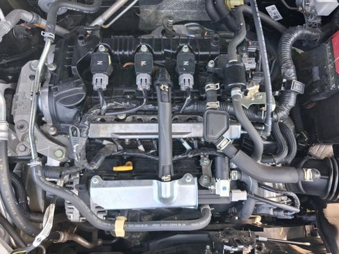 Used 2024 Nissan Kicks S FWD image 36