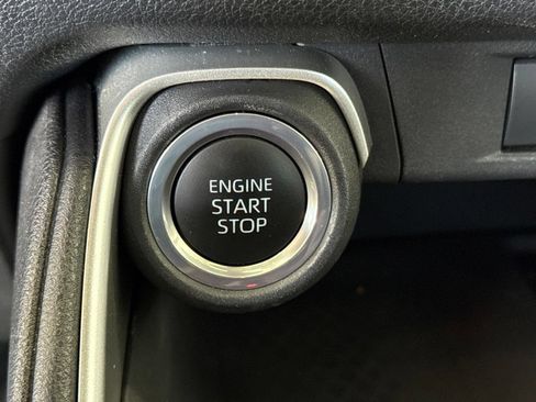 Certified 2024 Toyota Grand Highlander FWD image 32