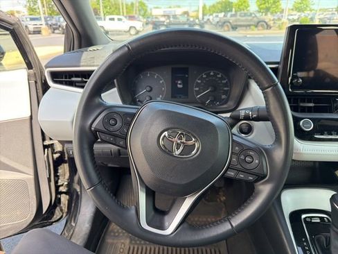 Used 2024 Toyota Corolla SE FWD image 18