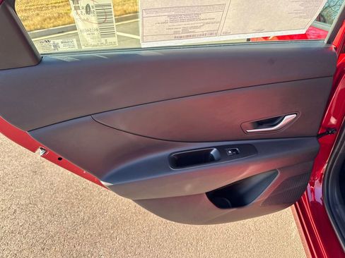 New 2026 Hyundai Elantra SE image 11