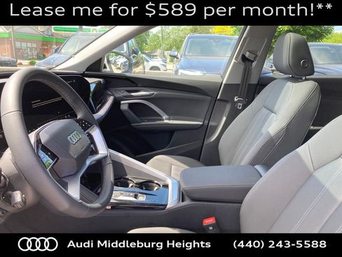 Certified 2025 Audi Q5 Premium w/ Convenience Package image 42